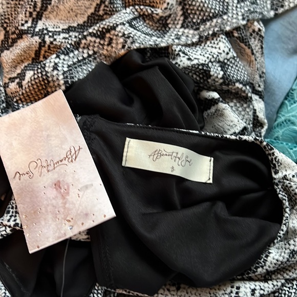 A Beautiful Soul Jumpsuit Wide Legs With Overlay Plus Size - Picture 5 of 5